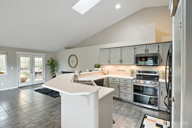 25920 202nd Avenue SE, Covington, WA 98042