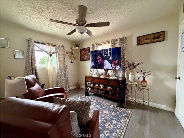 313 Maxine Ave., Barstow, CA 92311
