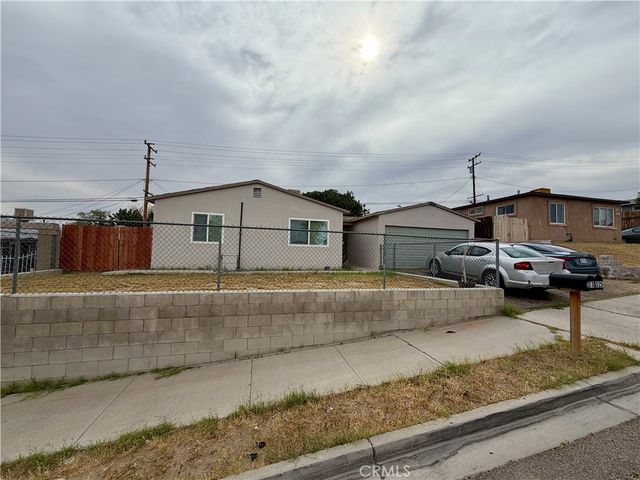 313 Maxine Ave., Barstow, CA 92311