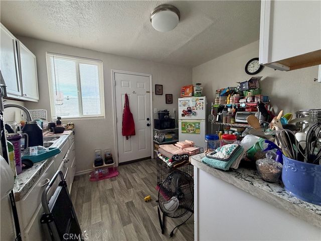 313 Maxine Ave., Barstow, CA 92311