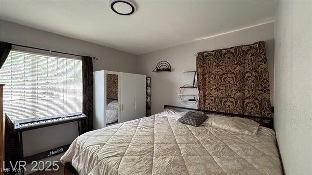 241 North 19th Street, Las Vegas, NV 89101