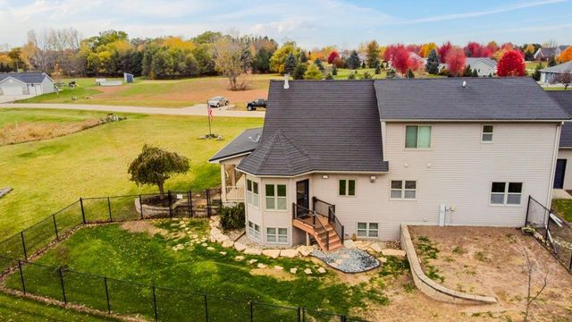 8120 CHALLENGER DRIVE, Neenah, WI 54956