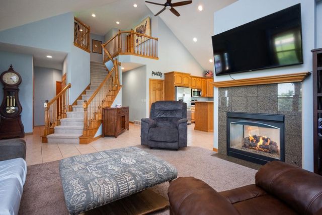 8120 CHALLENGER DRIVE, Neenah, WI 54956