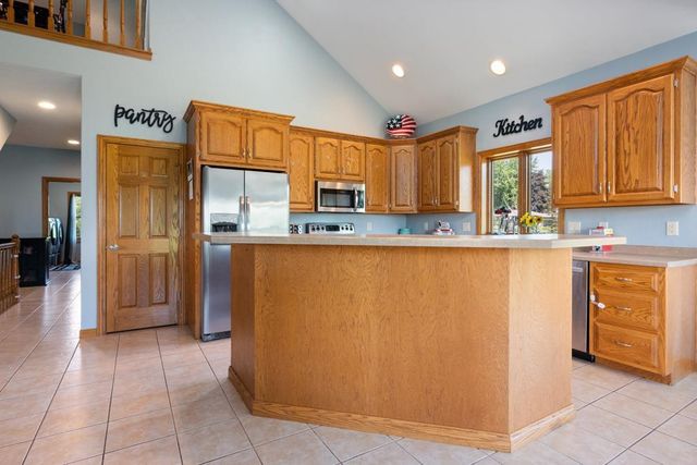 8120 CHALLENGER DRIVE, Neenah, WI 54956
