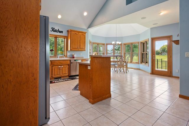 8120 CHALLENGER DRIVE, Neenah, WI 54956