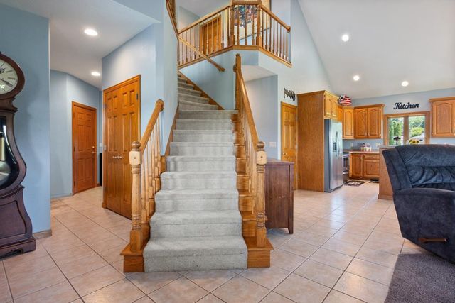 8120 CHALLENGER DRIVE, Neenah, WI 54956