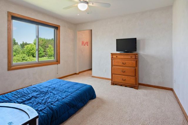 8120 CHALLENGER DRIVE, Neenah, WI 54956