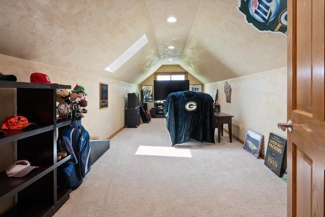 8120 CHALLENGER DRIVE, Neenah, WI 54956