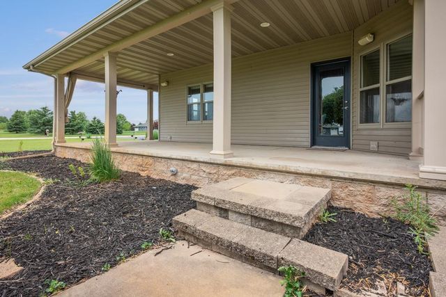 8120 CHALLENGER DRIVE, Neenah, WI 54956