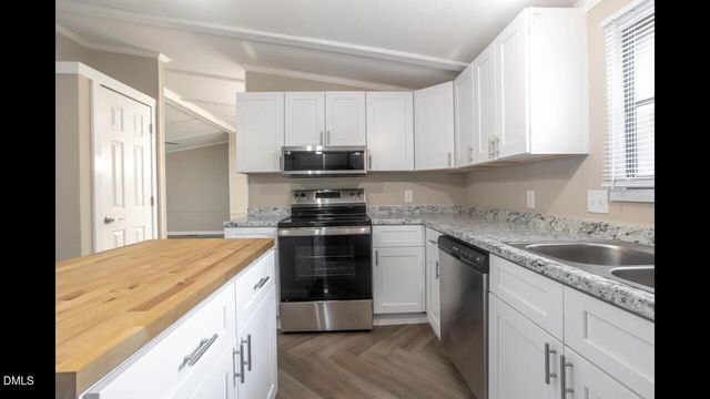 2004 Mesa Court, Archer Lodge, NC 27527