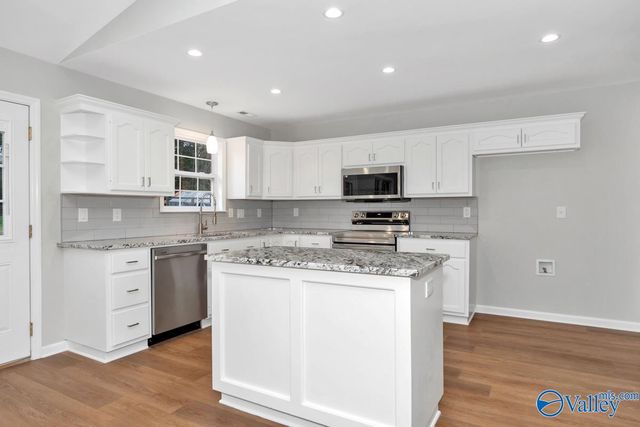 153 Shady Grove Road, Toney, AL 35773