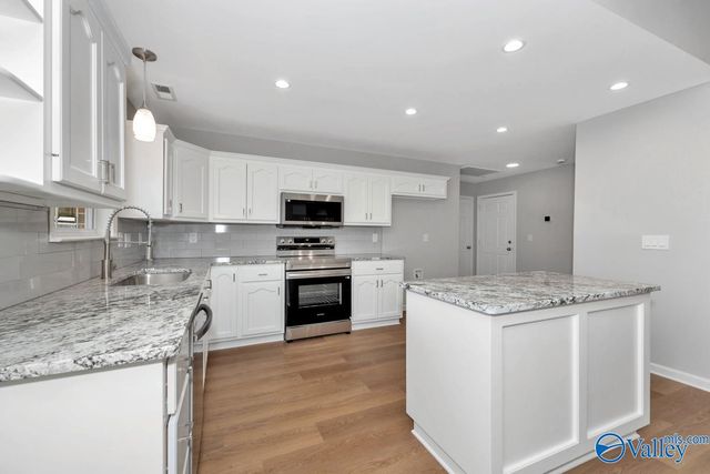 153 Shady Grove Road, Toney, AL 35773