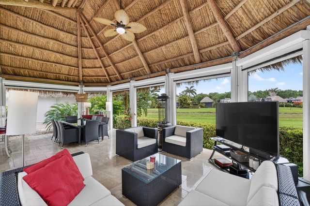 382 Sundial Circle 382, Margate, FL 33068