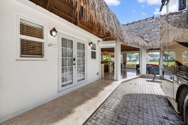 382 Sundial Circle 382, Margate, FL 33068
