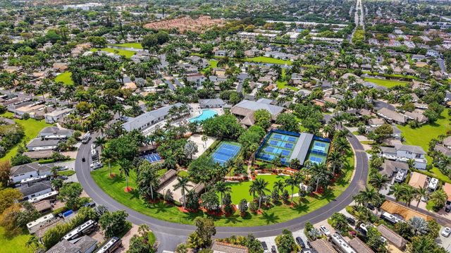 382 Sundial Circle 382, Margate, FL 33068