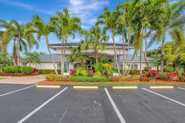 382 Sundial Circle 382, Margate, FL 33068
