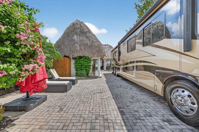 382 Sundial Circle 382, Margate, FL 33068