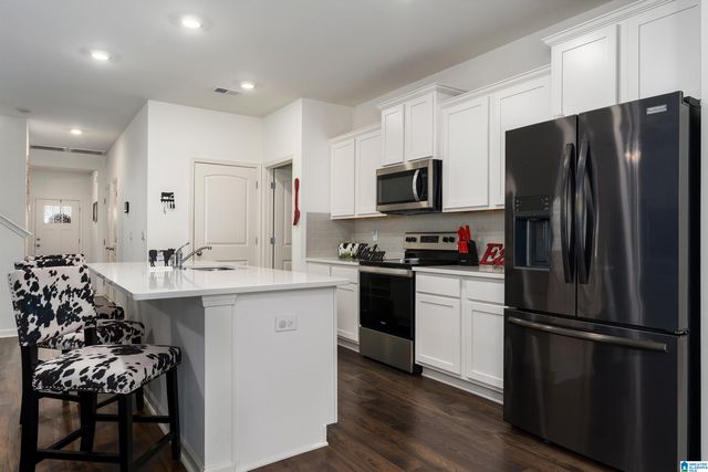 1193 MOUNTAIN LAUREL CIRCLE, Moody, AL 35004