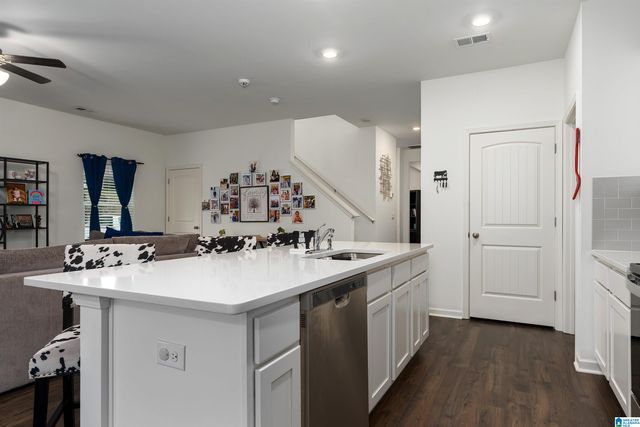 1193 MOUNTAIN LAUREL CIRCLE, Moody, AL 35004