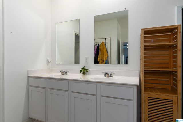 1193 MOUNTAIN LAUREL CIRCLE, Moody, AL 35004