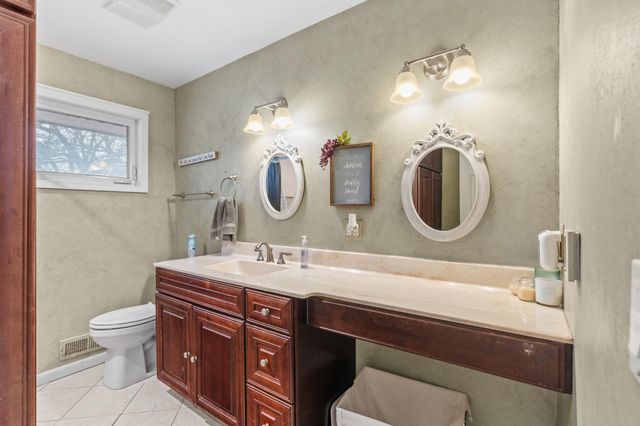 6996 Hickory Drive NE, Fridley, MN 55432