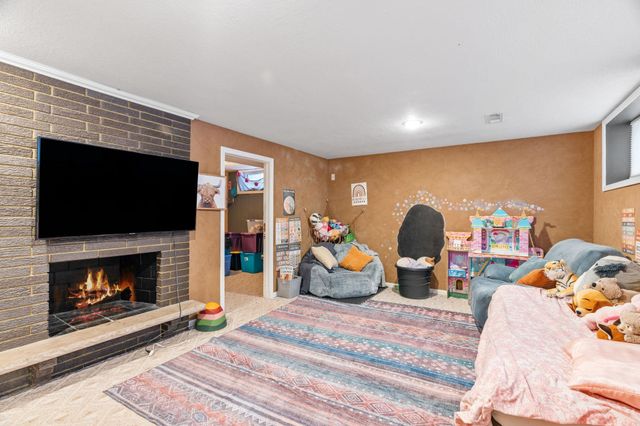 6996 Hickory Drive NE, Fridley, MN 55432