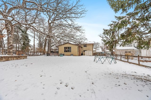 6996 Hickory Drive NE, Fridley, MN 55432