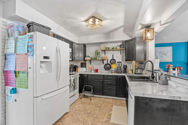 6996 Hickory Drive NE, Fridley, MN 55432