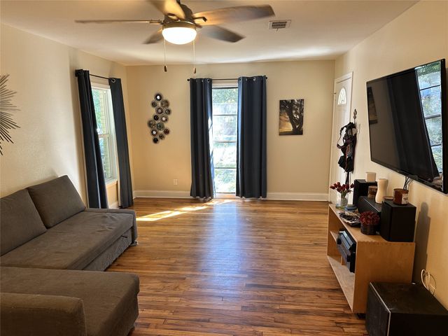 1119 Lucille Street, Irving, TX 75060
