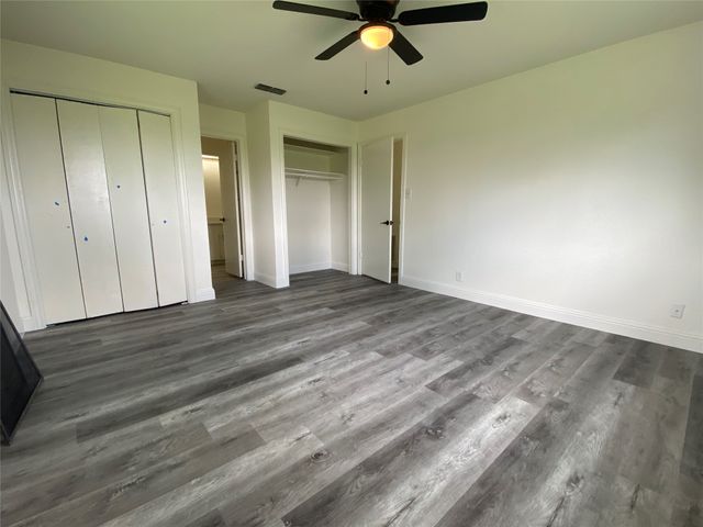 1001 Crisp Road, Ennis, TX 75119