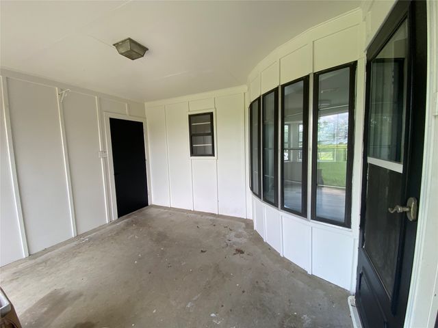 1001 Crisp Road, Ennis, TX 75119