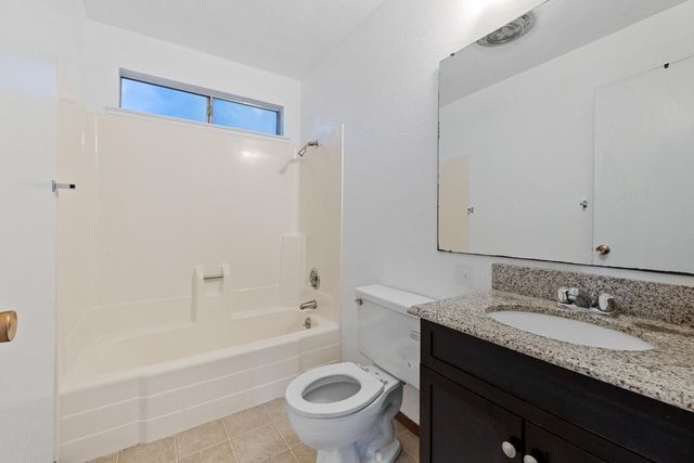 16483 Creekside Dr, Sonora, CA 95370