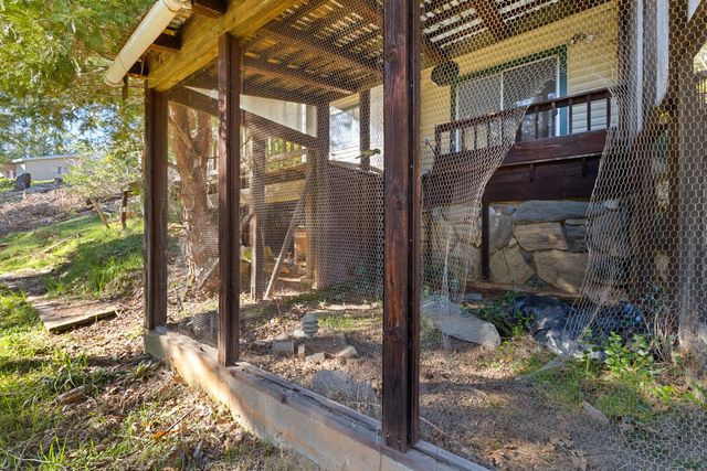 16483 Creekside Dr, Sonora, CA 95370