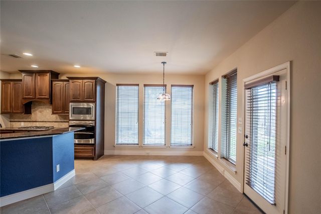 111 Pinnacle Ridge Court, Montgomery, TX 77316