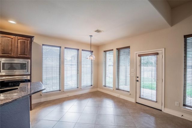 111 Pinnacle Ridge Court, Montgomery, TX 77316