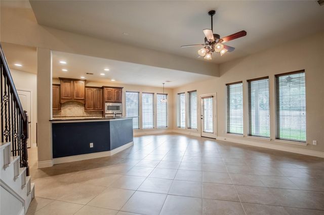 111 Pinnacle Ridge Court, Montgomery, TX 77316