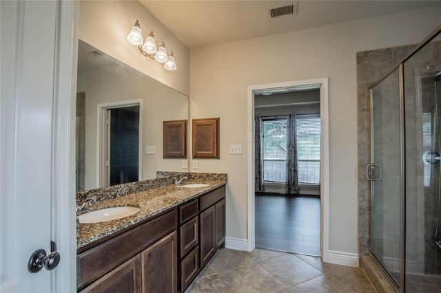 111 Pinnacle Ridge Court, Montgomery, TX 77316