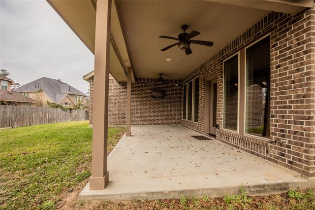111 Pinnacle Ridge Court, Montgomery, TX 77316