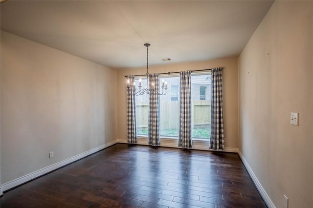 111 Pinnacle Ridge Court, Montgomery, TX 77316