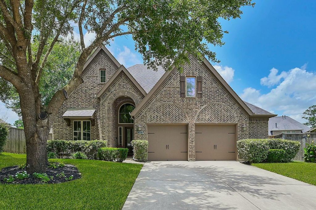 111 Pinnacle Ridge Court, Montgomery, TX 77316