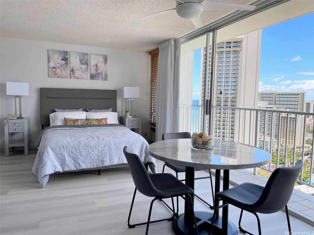 2427 Kuhio Avenue 2805, Honolulu, HI 96815