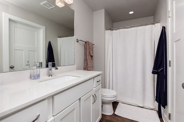 4018 NE 5th Street, Ankeny, IA 50021