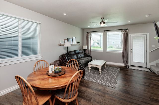 4018 NE 5th Street, Ankeny, IA 50021