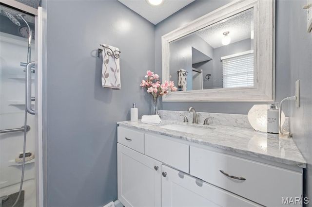 21 Trails End, Eureka, MO 63025