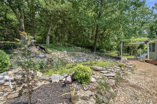 21 Trails End, Eureka, MO 63025