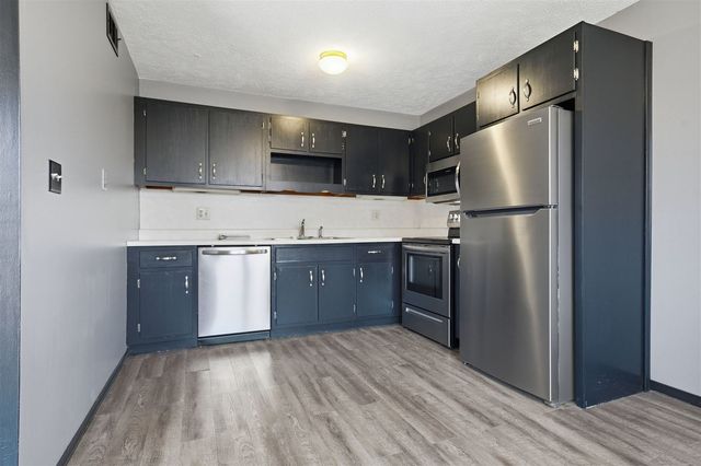 1916 Tracy Drive 48, Bloomington, IL 61704