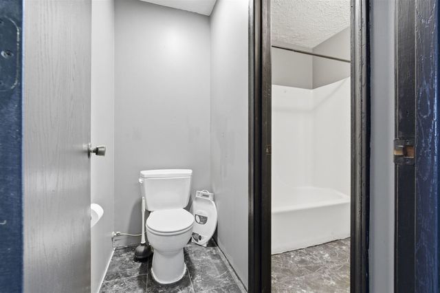 1916 Tracy Drive 48, Bloomington, IL 61704