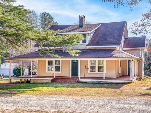 411 Walker Street, Columbus, NC 28722