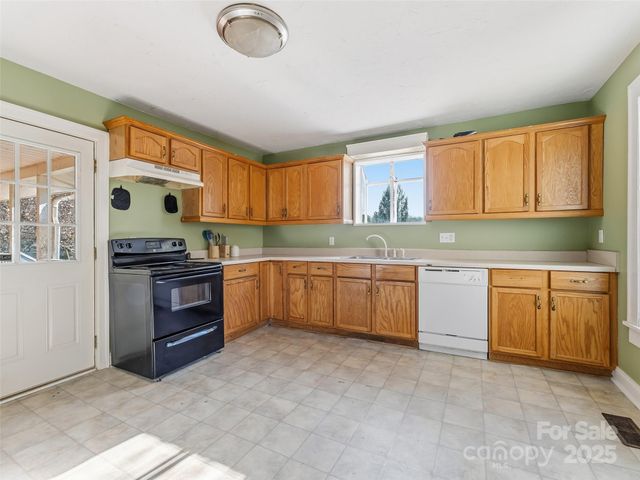 411 Walker Street, Columbus, NC 28722