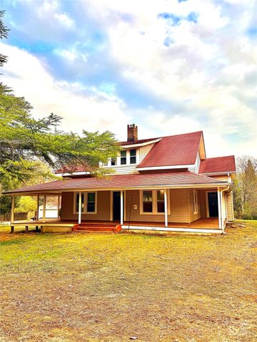 411 Walker Street, Columbus, NC 28722